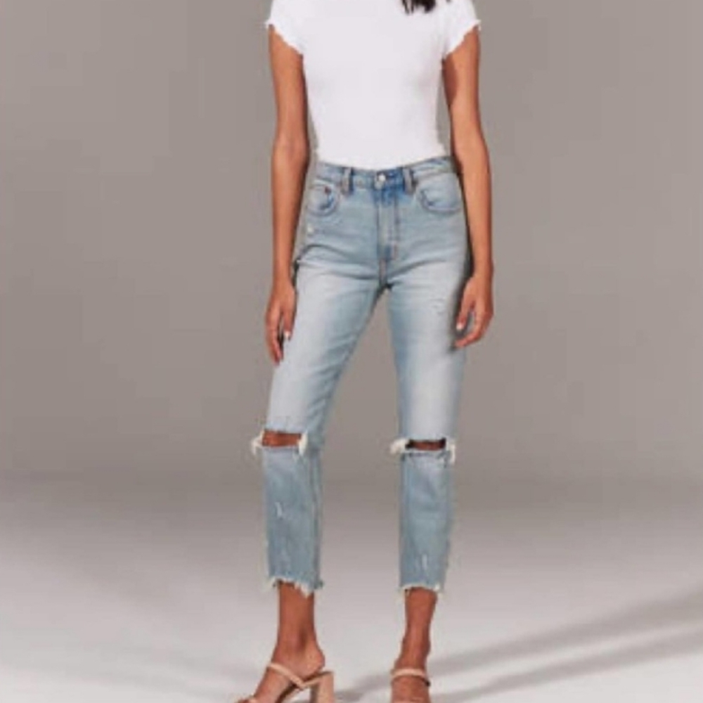 Abercrombie & Fitch Distressed High Rise Mom Jeans Women's 4 Blue Boho Retro Y2K
